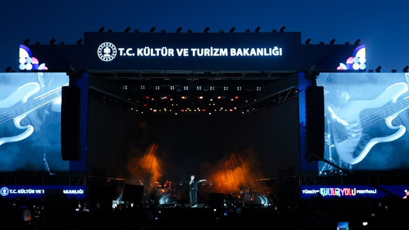 Trabzon Kültür Yolu Festivali'nde Gençler Madrigal ie Eğlendi