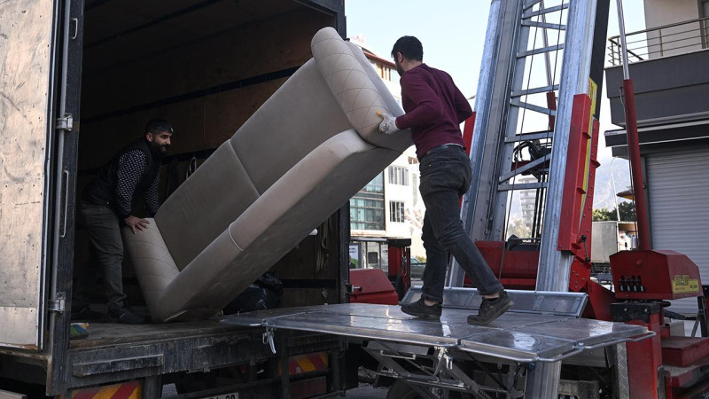 Ev Taşıma Masrafı Şehir İçinde 40 Bin Şehirlerarasında 100 Bin Liraya Ulaştı