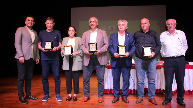 Kartal Belediyesi’nden Amatör Futbol Semineri