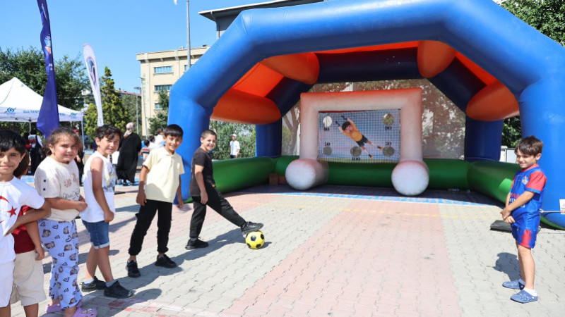 SULTANGAZİ'DE HERKES İÇİN SPOR ŞENLİĞİ 