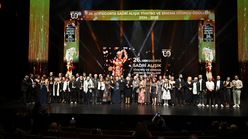HDI Sigorta Sadri Alışık Sinema ve Tiyatro Ödülleri Sahiplerini buldu!