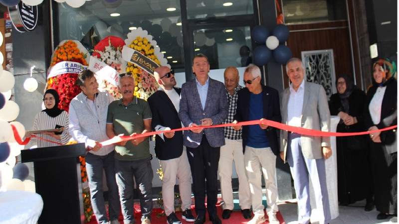 MİNHA YAPI CEPHE SİSTEMLERİ'NE GÖRKEMLİ AÇILIŞ!