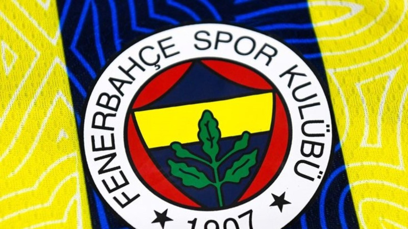 Fenerbahçe’de Şok Karar: İrfan Can Kahveci ve Cenk Tosun Kadro Dışı!