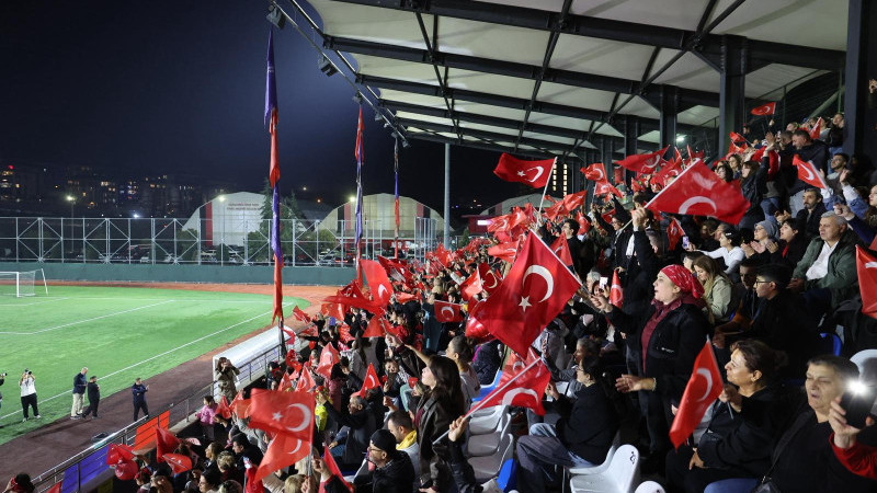 KÜÇÜKÇEKMECE’DE CUMHURİYET COŞKUSU