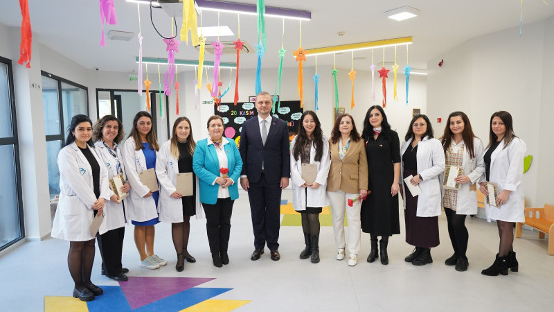 4 BİNİ AŞKIN FİDAN ÖĞRETMENLER İÇİN TOPRAKLA BULUŞTU