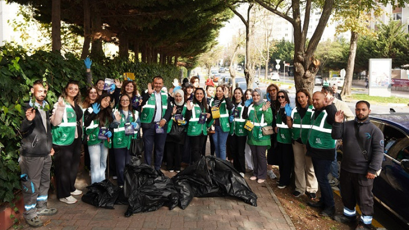 BEYLİKDÜZÜ’NDE ÖĞRENCİLERDEN ÇEVRE BİLİNCİ İÇİN ÖRNEK DAVRANIŞ
