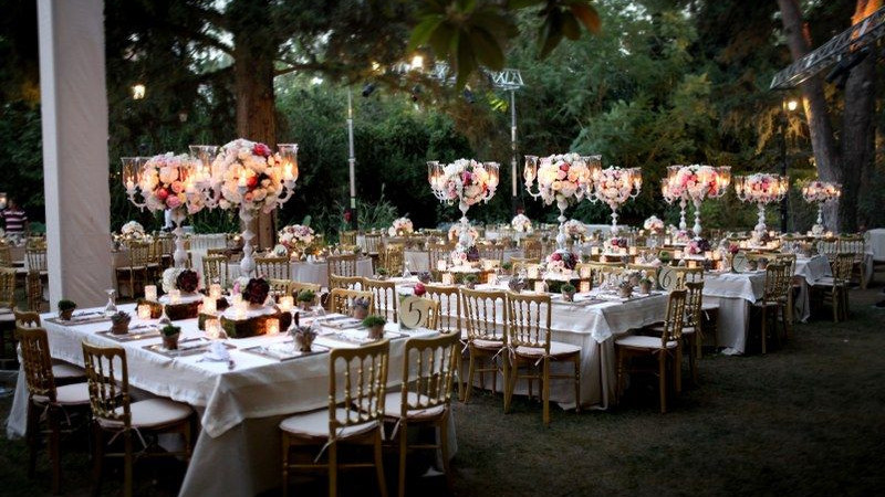 Düğünde söyledikleri şarkı mahkemelik oldu