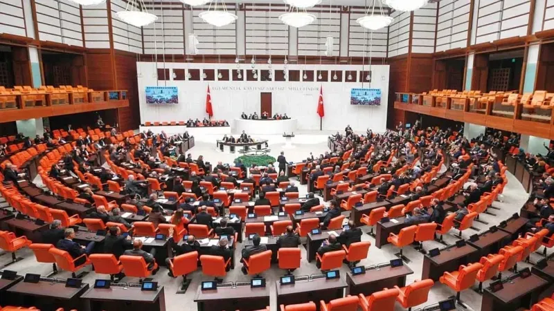 TBMM’de Yeni Disiplin Düzenlemesi Gündemde: Milletvekillerine Giriş Yasağı Seçeneği