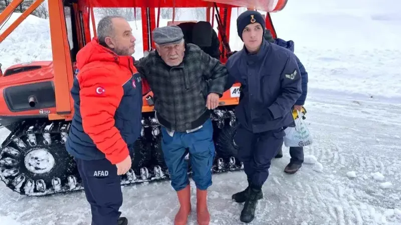 Yayla Evinde Mahsur Kalan Vatandaş AFAD ve Jandarma Tarafından Kurtarıldı