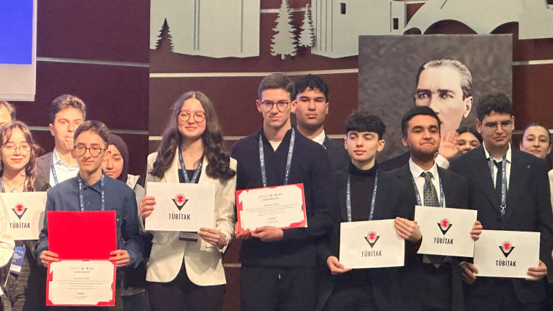 TED Ankara Koleji Öğrencisinden TÜBİTAK’ta Bölge Birinciliği