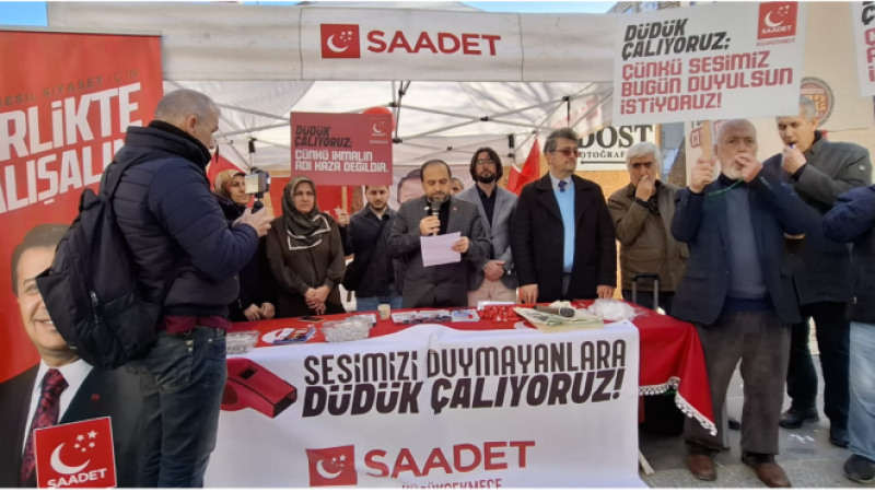 SAADET PARTİSİ’NDEN 6 ŞUBAT DEPREMLERİ’NİN 3. YILINDA “DEPREM DÜDÜĞÜ” EYLEMİ