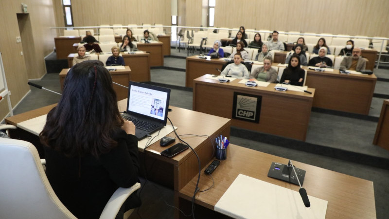 Eyüpsultan’da “Orta Doğu’da Kadın Olmak” konuşuldu