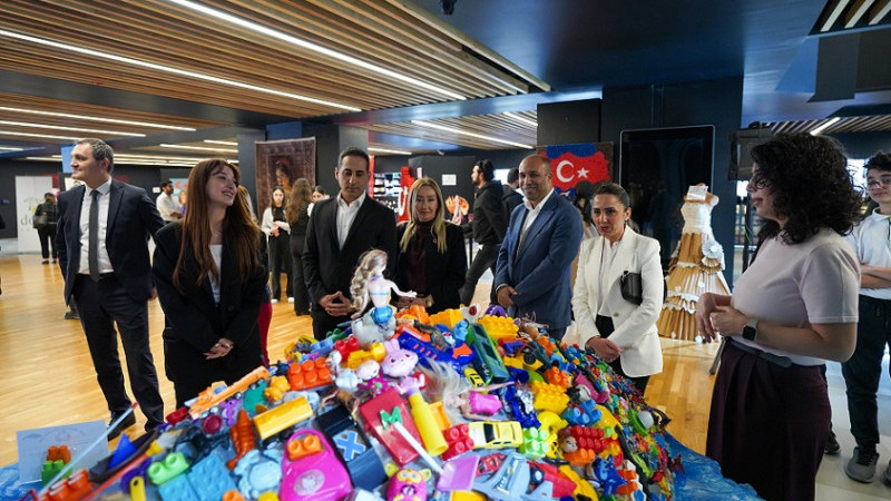 BEYLİKDÜZÜ’NDE ATIKLAR SANATA DÖNÜŞTÜ