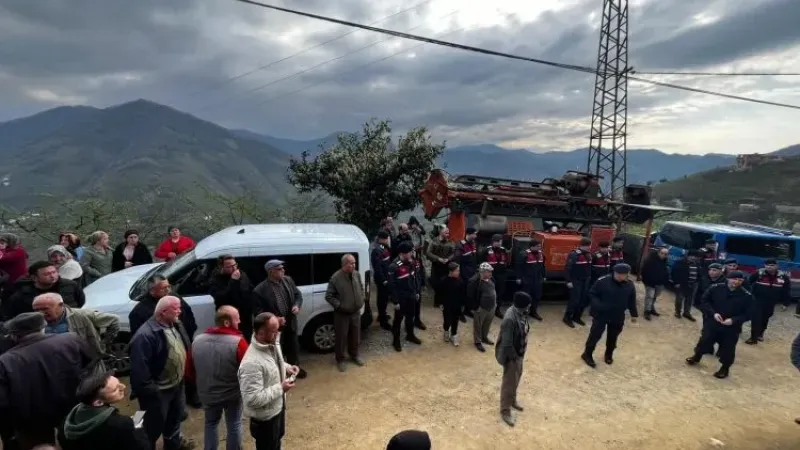 AK Parti milletvekilleri: “Bilgi kirliliğine geçit yok, önce insan ve çevre”