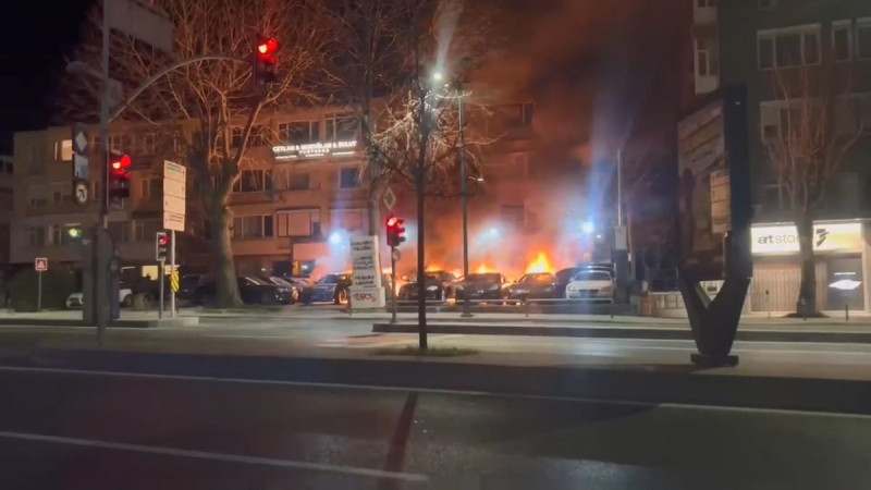 İstanbul’da İsrail Konsolosluğu Önünde Çatışma: 1 Ölü, 2 Yaralı, 2 Polis Yaralandı