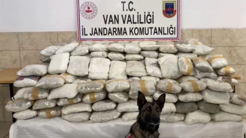 Jandarmadan dev operasyon: 446 kilo uyuşturucu ele geçirildi
