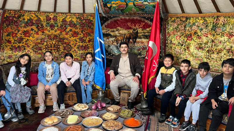 Zeytinburnu Bilgi Evleri Öğrencileri Etnospor Kültür Festivali’nde Geleneksel Kültürle Buluştu