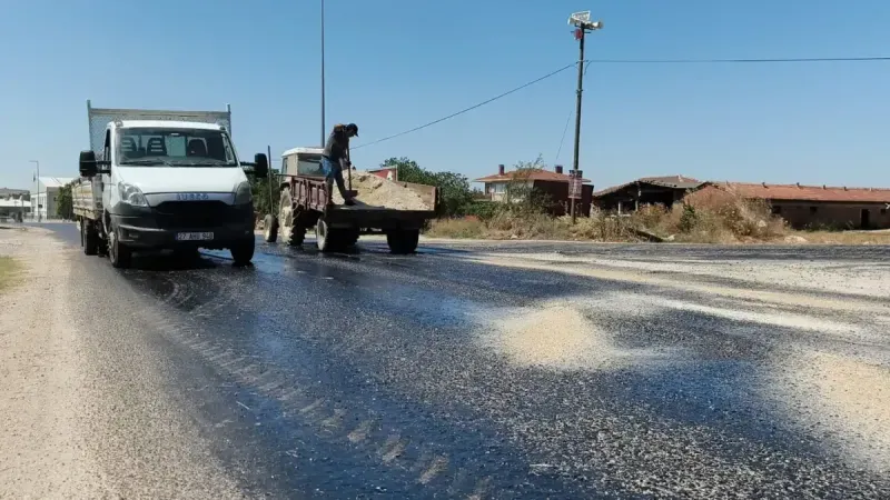 Edirne'de 40 derecelik sıcaklık asfaltı eritti