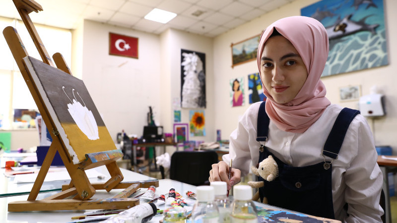 Engelli Emine’nin kep takma hayali gerçek oldu
