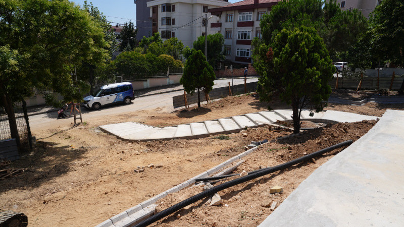 Kartal’da Parklar Yenileniyor, Yeşil Alan Hacmi Artıyor
