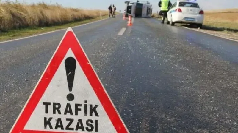 Kırıkkale'de yolcu otobüsü devrildi: 41 yaralı