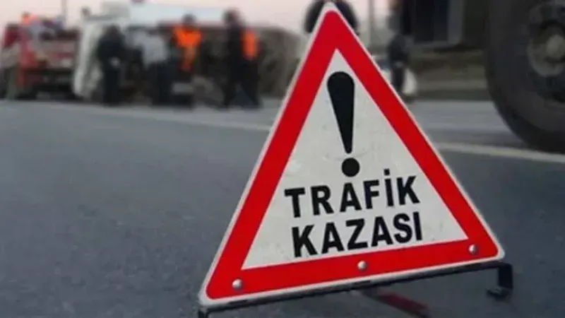 Sivas’ta yolcu minibüsü şarampole devrildi: 4 kişi hayatını kaybetti