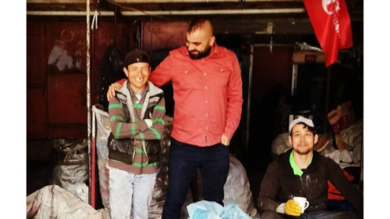 Gariban Babası Cahit Kaynar: 13 Yıldır Sokaklarda İyilik İçin Mücadele Ediyor