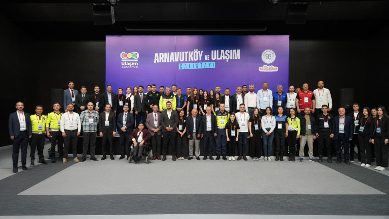 ULAŞIM SEMPOZYUMU İLE İSTANBUL’UN TRAFİĞİNE ÇÖZÜM YOLLARI ARANDI!