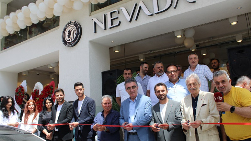 Nevada Cafe Bayrampaşa’nın Açılışına Yoğun İlgi!