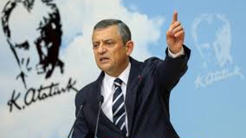  Özgür Özel Hakkında Cumhurbaşkanı Erdoğan’a Yönelik Sözleri Nedeniyle Soruşturma Başlatıldı