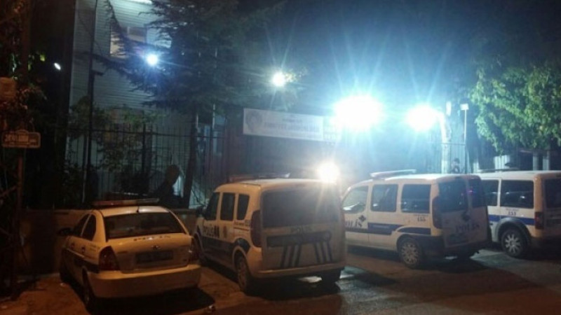 Ankara’da kendini polis gibi tanıtan kişi gözaltına alındı