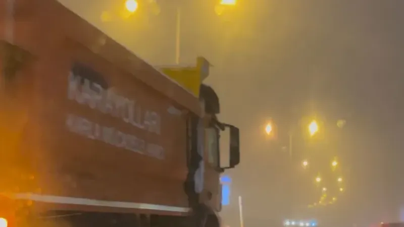 Bolu Dağı’nda Kar Etkisini Artırdı: Ekipler Aralıksız Çalışıyor