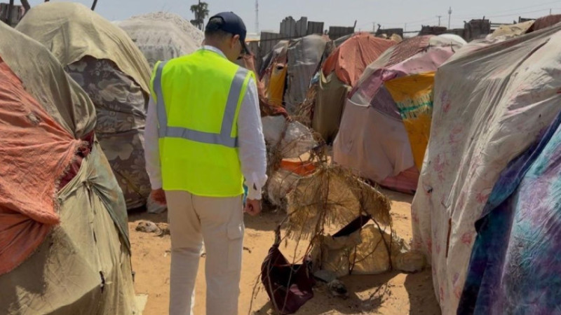 Dr. Davut Dinçel Somali’de insani yardım faaliyetlerine katıldı
