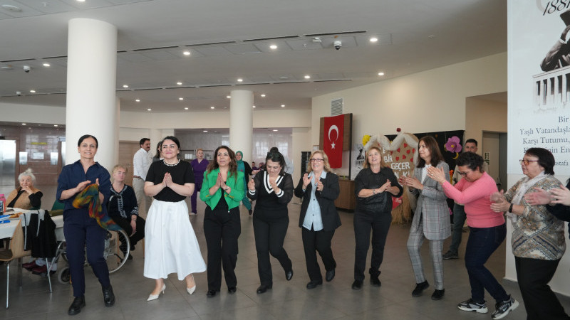 Kartal Belediyesi’nden ‘Yaşlılara Saygı Haftası’nda Huzurevi Sakinlerine Anlamlı Ziyaret