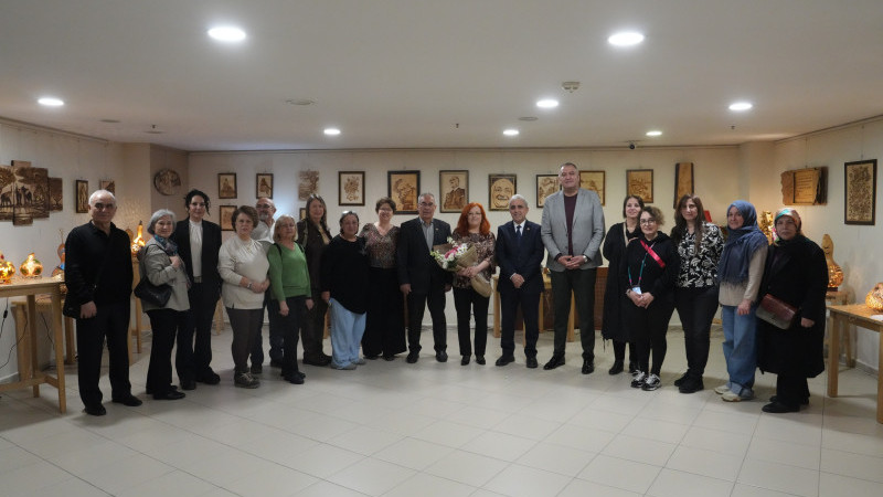 Kartal’da Geleneksel Sanat Rüzgârı: ‘Heybemizdeki İzler’ Sergisi Sanatseverlerle Buluştu