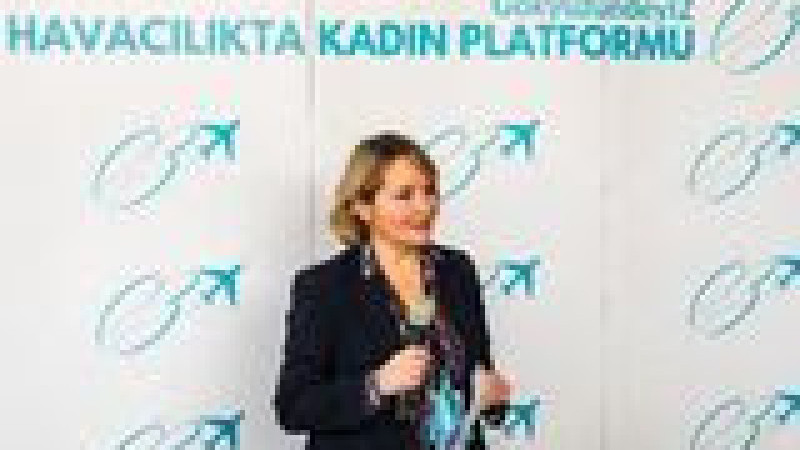 HAVACILIĞIN KADIN LİDERLERİ GENÇ KUŞAK İLE GÖKYÜZÜNDE İZ BIRAKMAK İÇİN BULUŞTU