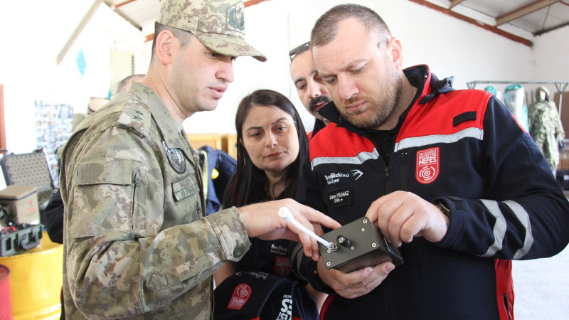 BEYLİKDÜZÜ BELEDİYESİ AFET ALANINDA BİR İLKE DAHA İMZA ATTI