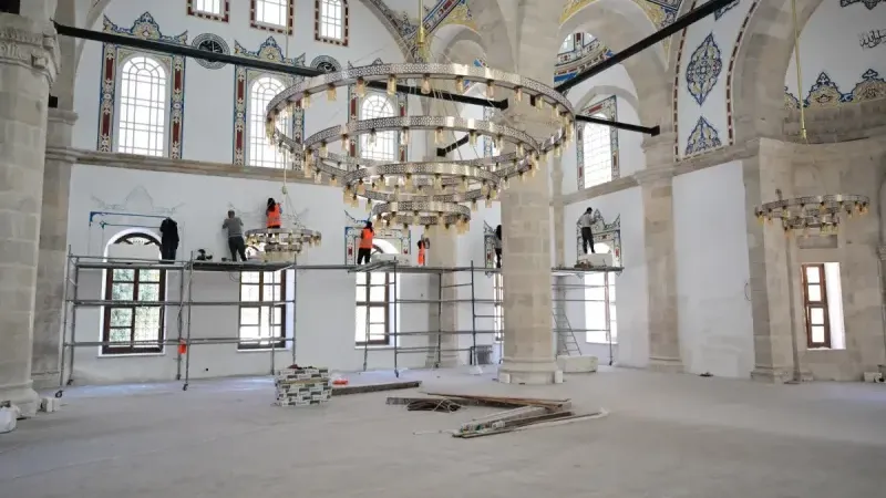 6 Şubat Depremlerinde Ağır Hasar Gören Yeni Cami Eylülde Açılacak