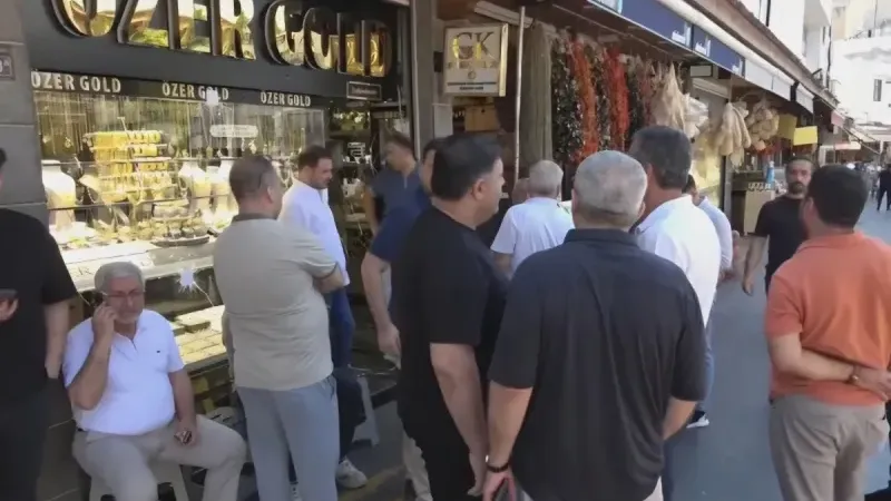 Diyarbakır’da kuyumcuya silahlı saldırı: İş yerinde hasar oluştu
