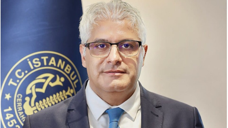 İÜC Rektörlüğü'ne Prof. Dr. Hüseyin Botanlıoğlu Atandı