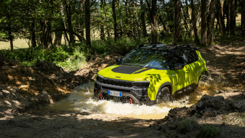 Yeni Jeep Avenger Türkiye’de Yollara Çıktı!